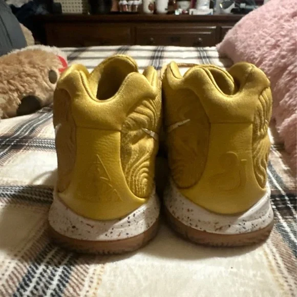 Nike Kyrie 4 Cinnamon Toast Crunch Men Shoes